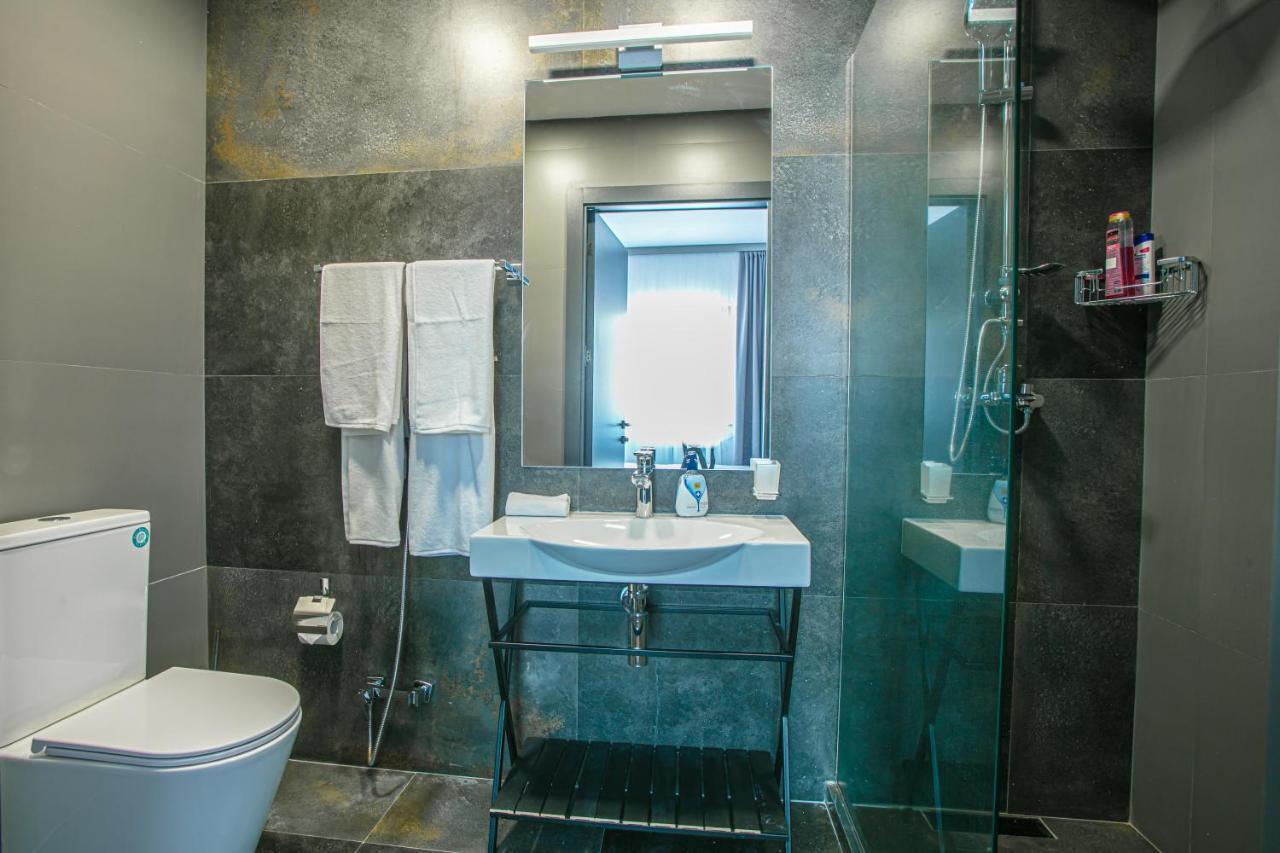 Luxe Apartment In Center 耶烈万 外观 照片
